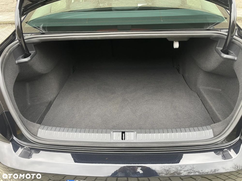 Volkswagen Passat 1.4 TSI BMT Comfortline - 14