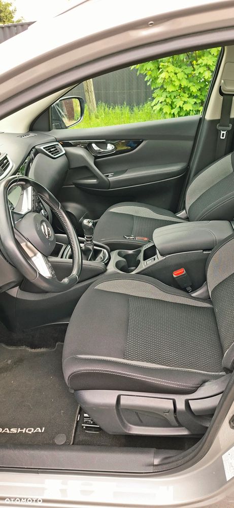 Nissan Qashqai 1.3 DIG-T N-Connecta - 8