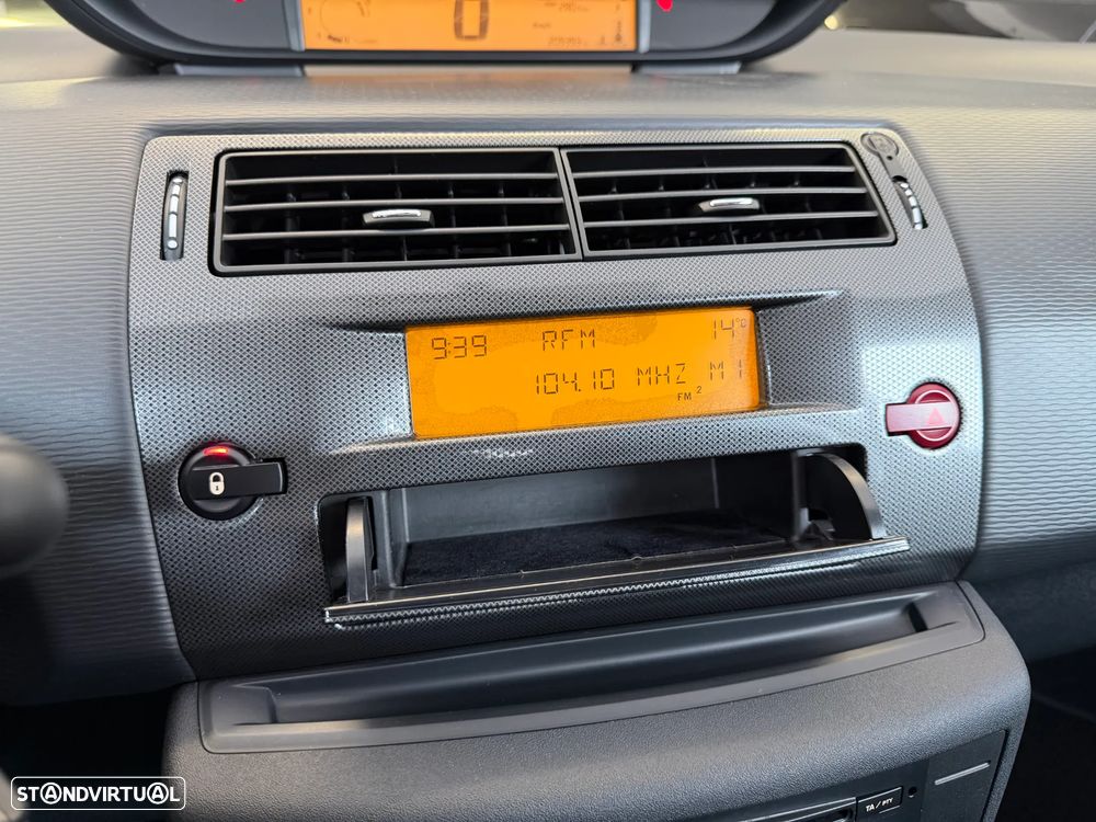 Citroën C4 1.6 HDi 110 SX - 20