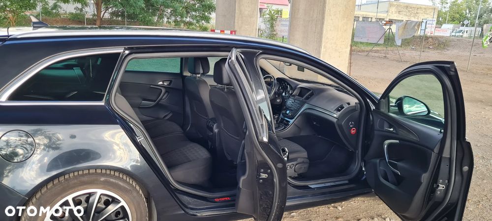 Opel Insignia 2.0 CDTI - 10