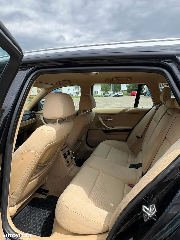 BMW Seria 3 320d xDrive DPF - 11
