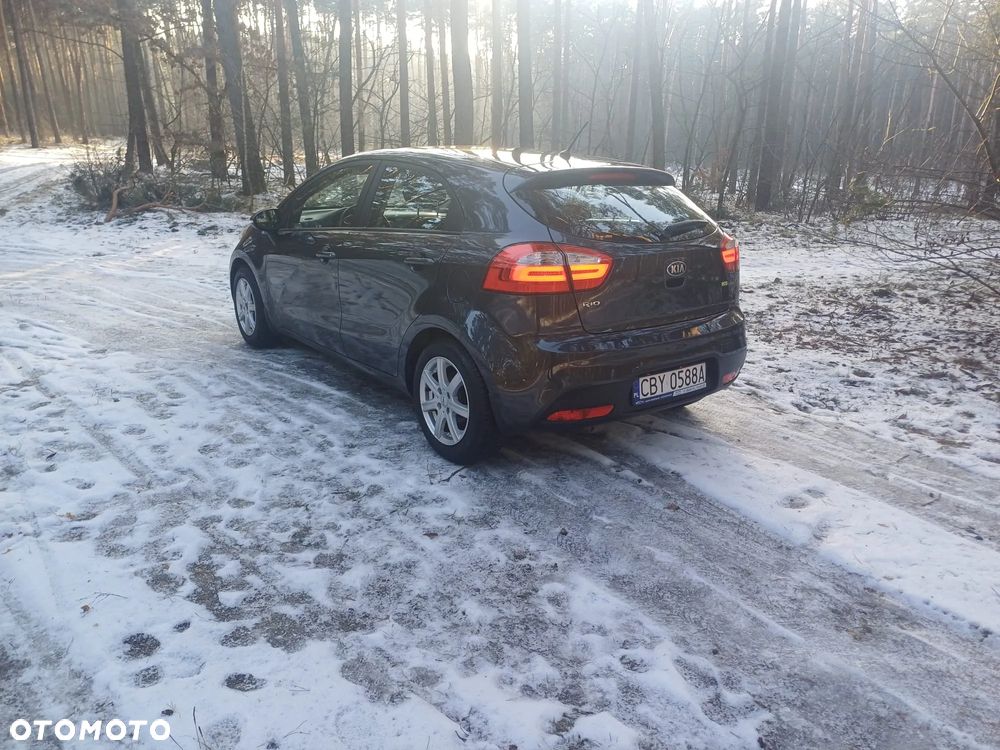Kia Rio 1.2 Business Line - 8