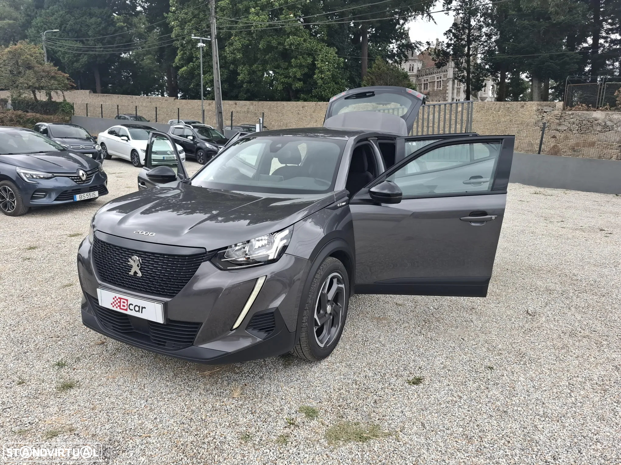 Peugeot 2008 1.2 PureTech Allure Pack - 19