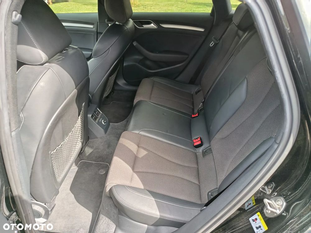 Audi A3 Sportback - 13