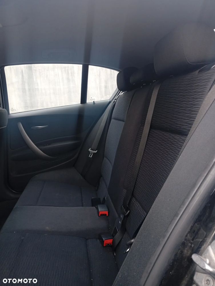 BMW Seria 1 116d DPF Edition Sport - 28