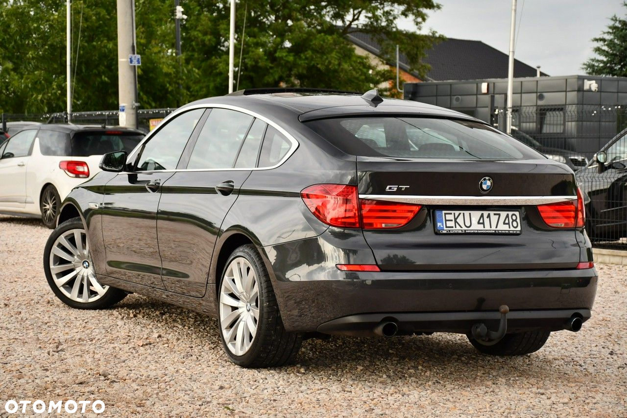 BMW 5GT 535i Gran Turismo - 14