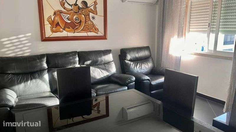 T3 Renovado com Excelentes Áreas na Quinta do Rouxinol - Grande imagem: 4/12