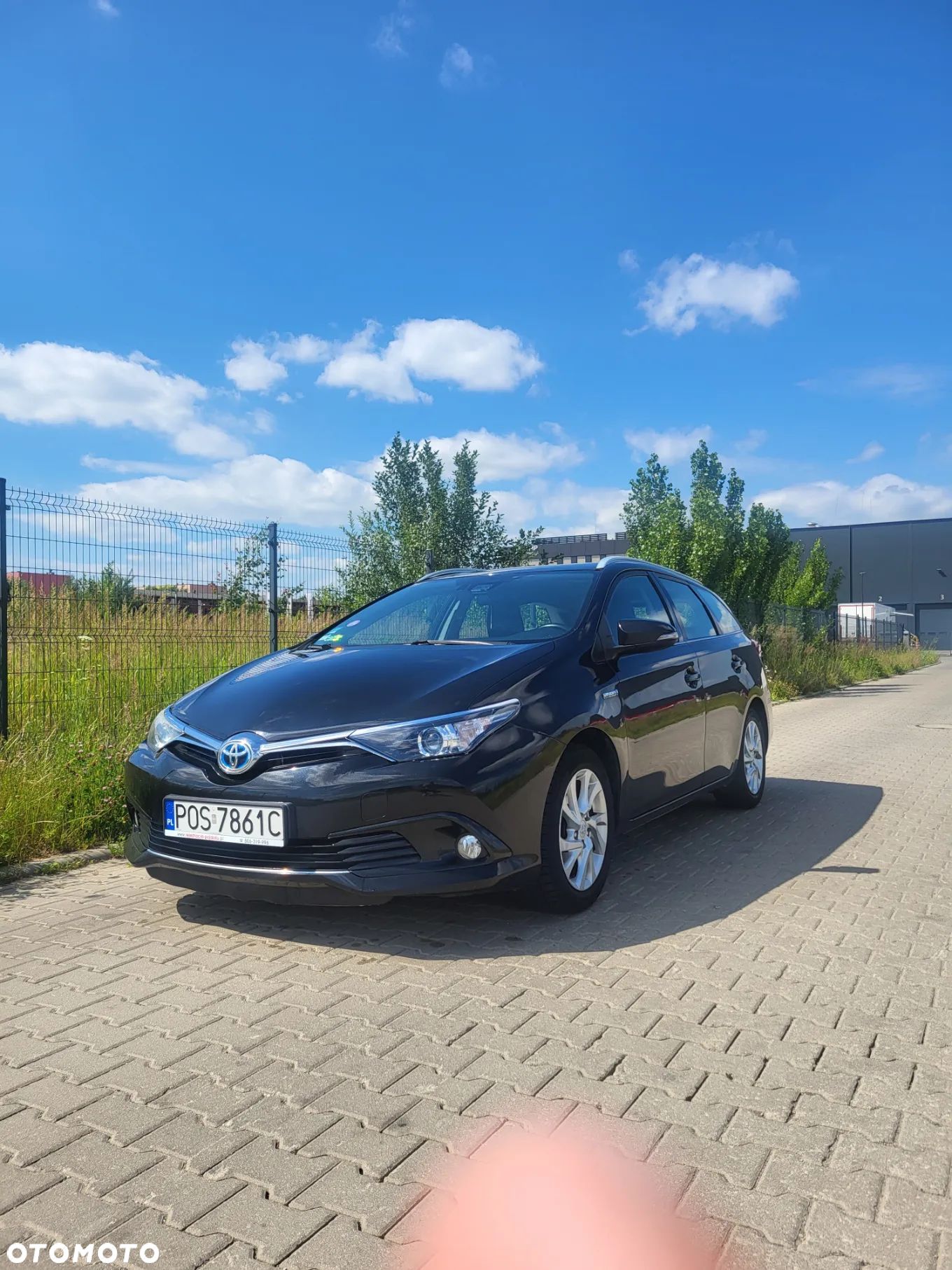 Toyota Auris 1.8 VVT-i Hybrid Automatik Comfort - 1