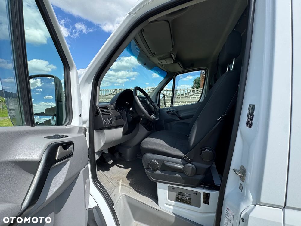 Mercedes-Benz SPRINTER - 4