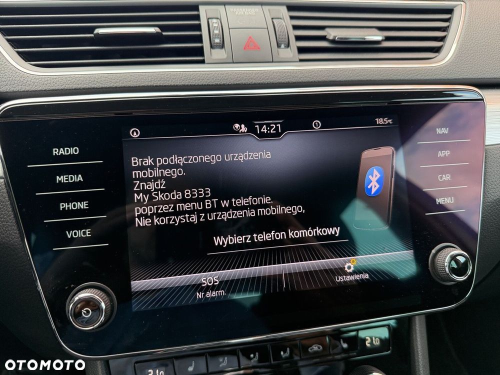 Skoda Superb 2.0 TDI SCR Ambition DSG - 25