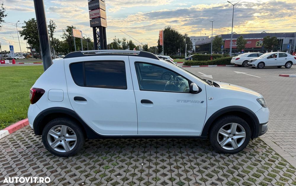 Dacia Sandero Stepway TCe 90 Prestige - 5