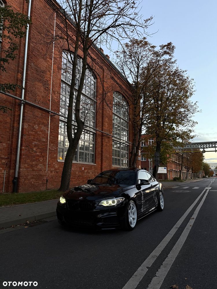 BMW M240I