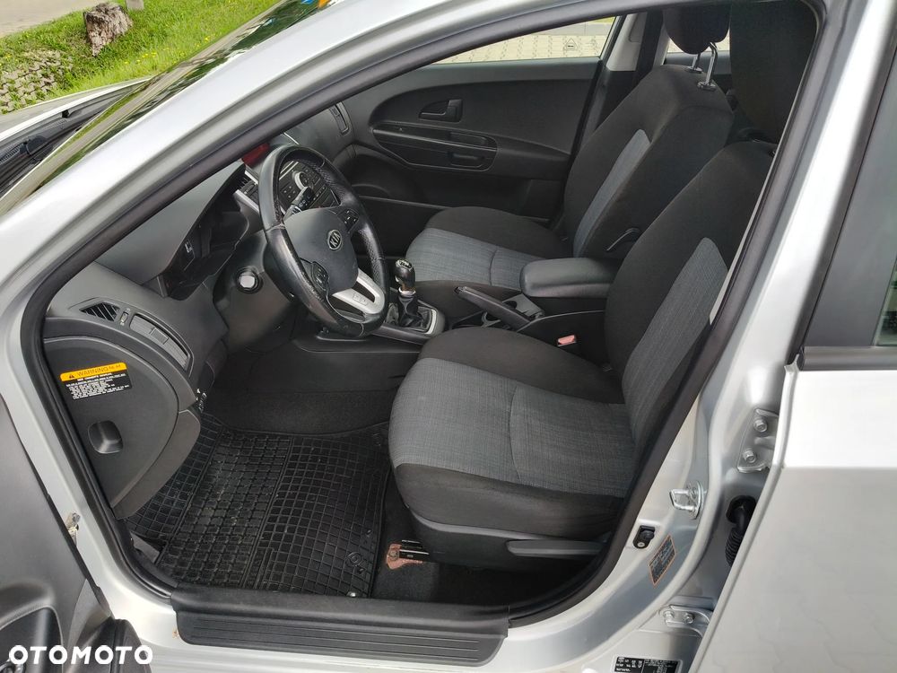 Kia Ceed 1.6 Crdi M - 3