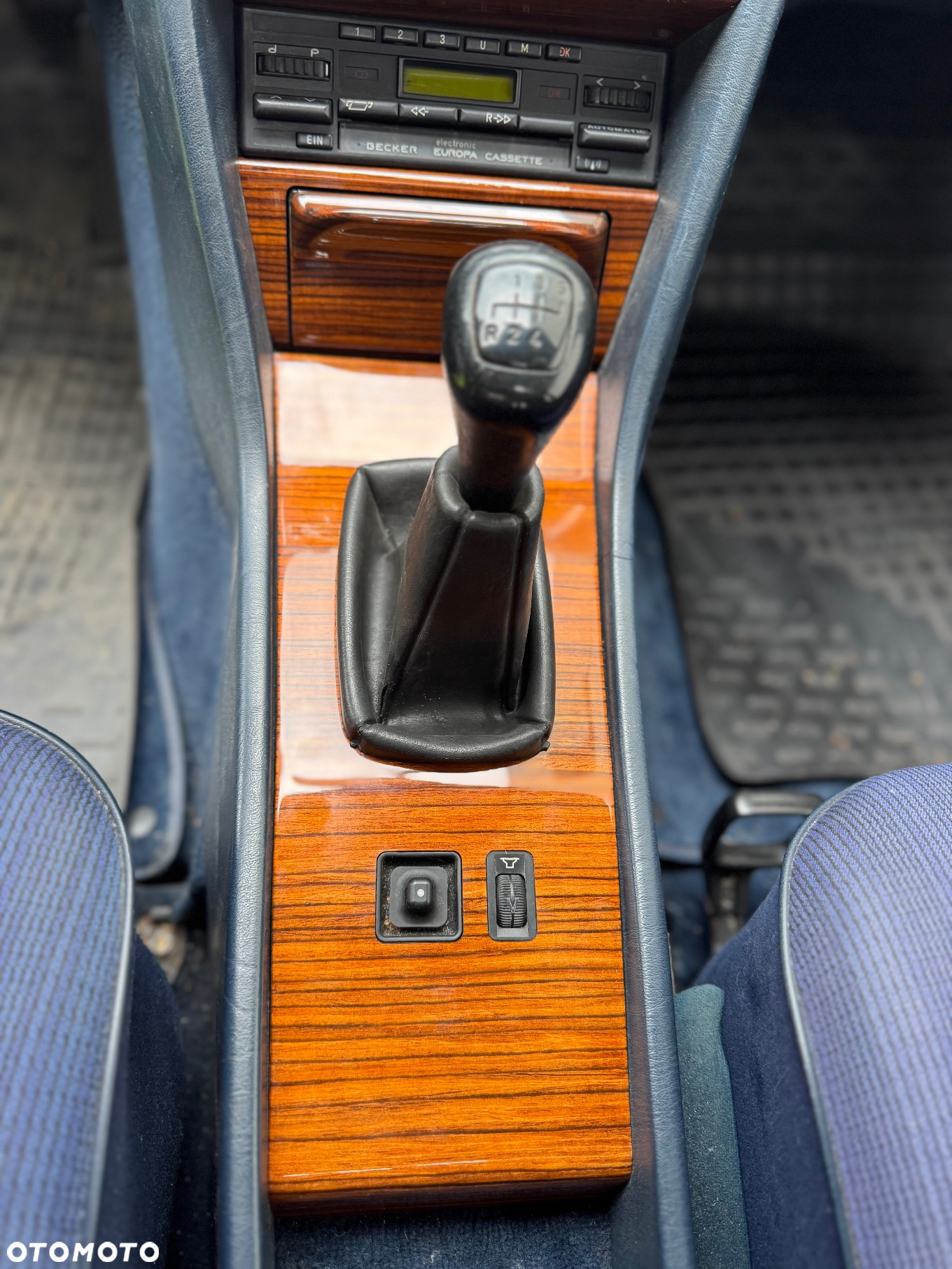Mercedes-Benz W124 (1984-1993) - 39