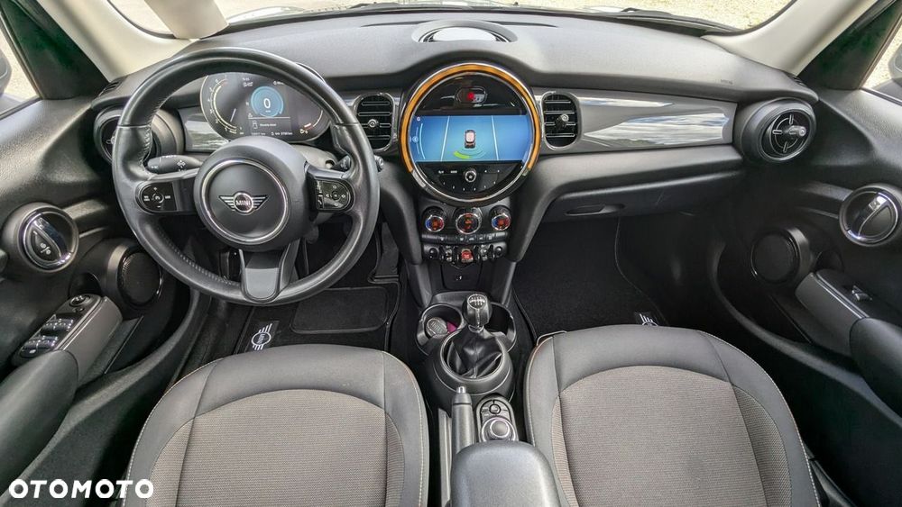 MINI ONE - 20
