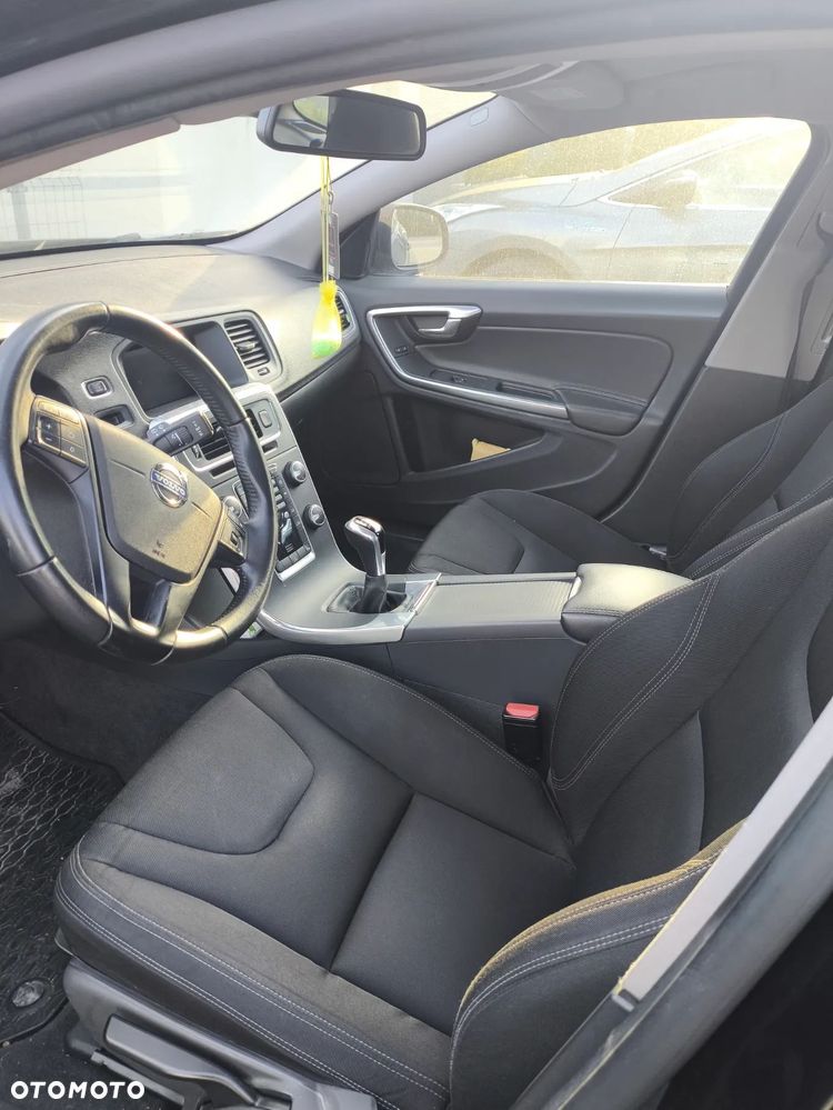 Volvo V60 D2 Kinetic - 5