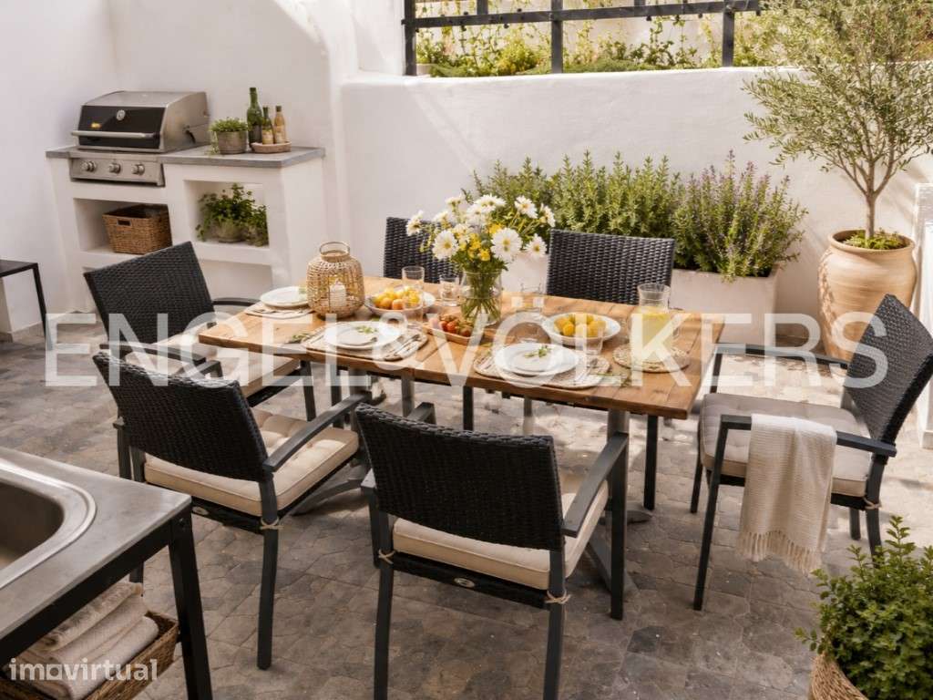 Andar de Moradia T3 Remodelado com Pátio em Faro - Grande imagem: 3/24