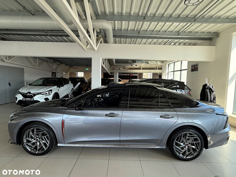 Hongqi H6 2.0T Deluxe - 3