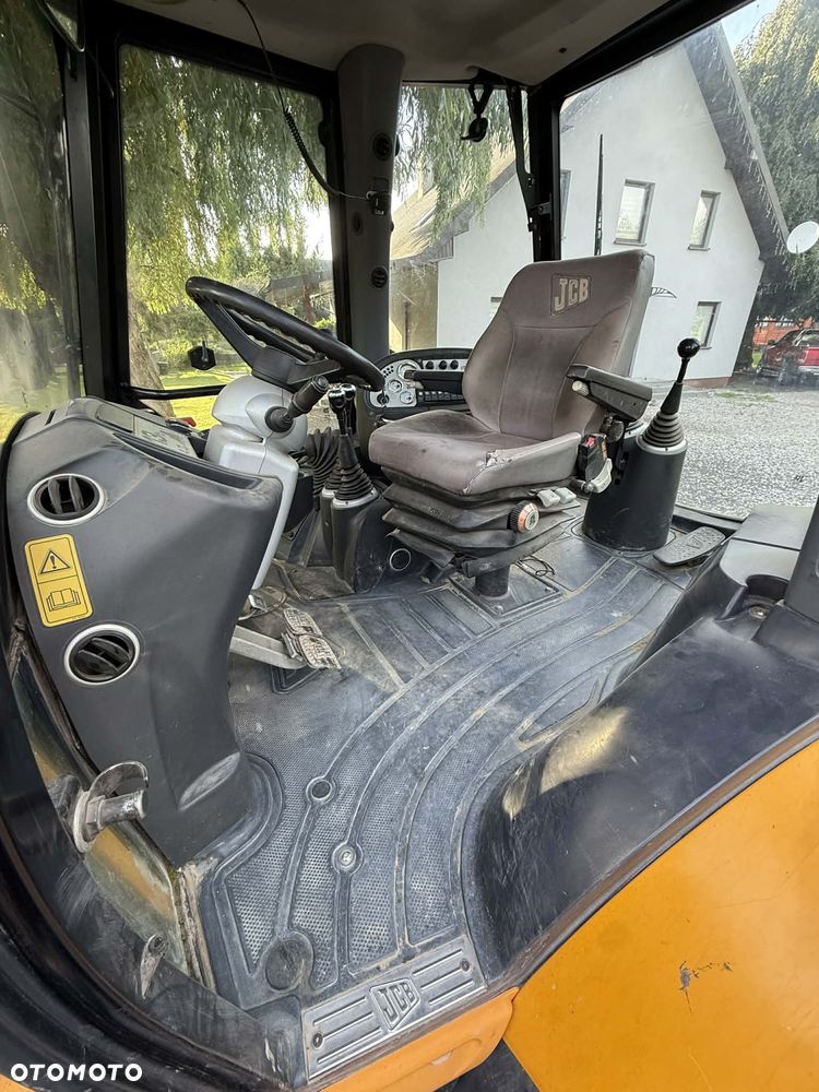 JCB 3CX Contractor - 9