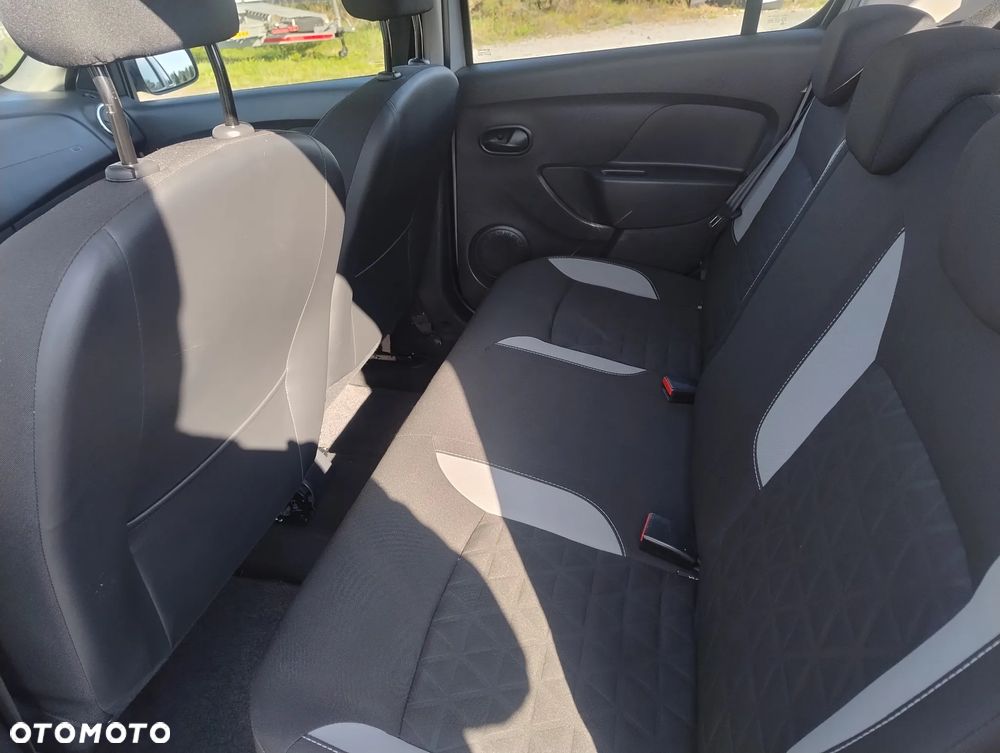Dacia Sandero 0.9 TCe Laureate S&S - 8