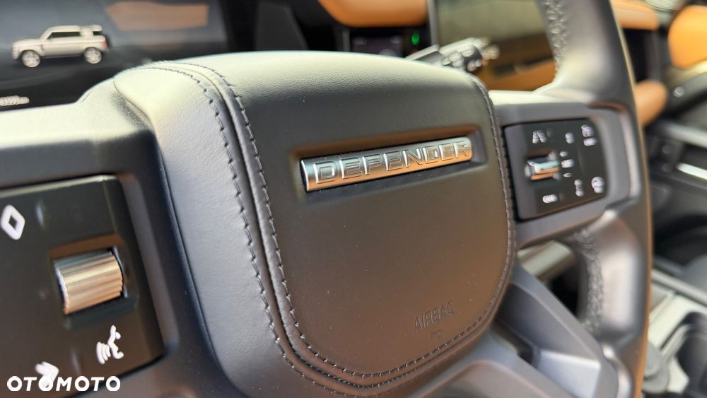 Land Rover Defender 3.0 D300 mHEV - 20