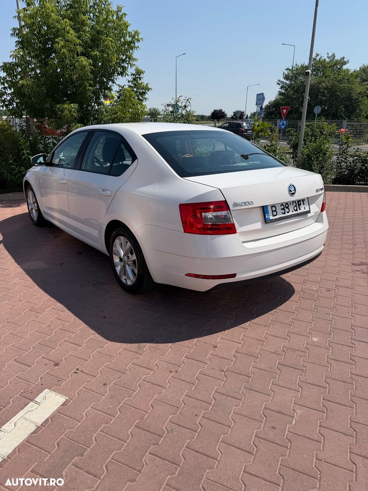 Skoda Octavia 1.0 TSI DSG Style - 3
