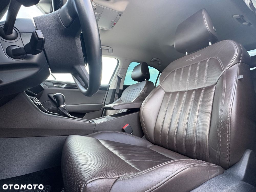 Skoda Superb 2.0 TDI SCR 4x4 L&K DSG - 15