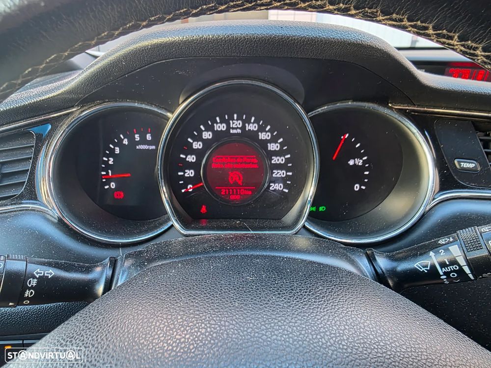 Kia Ceed 1.6 CRDi GT Line - 12