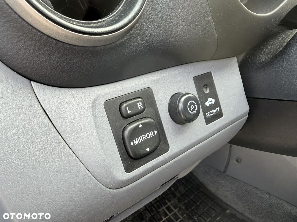 Toyota RAV4 1.8 VVT-i 4x2 - 15