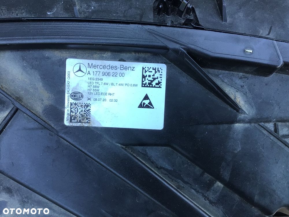 Lampa przednia prawa Mercedes A-klasa 177 - 5
