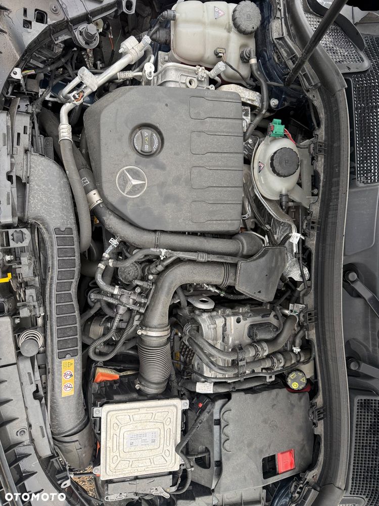 Mercedes-Benz Klasa B 250 e 8G-DCT AMG Line - 10