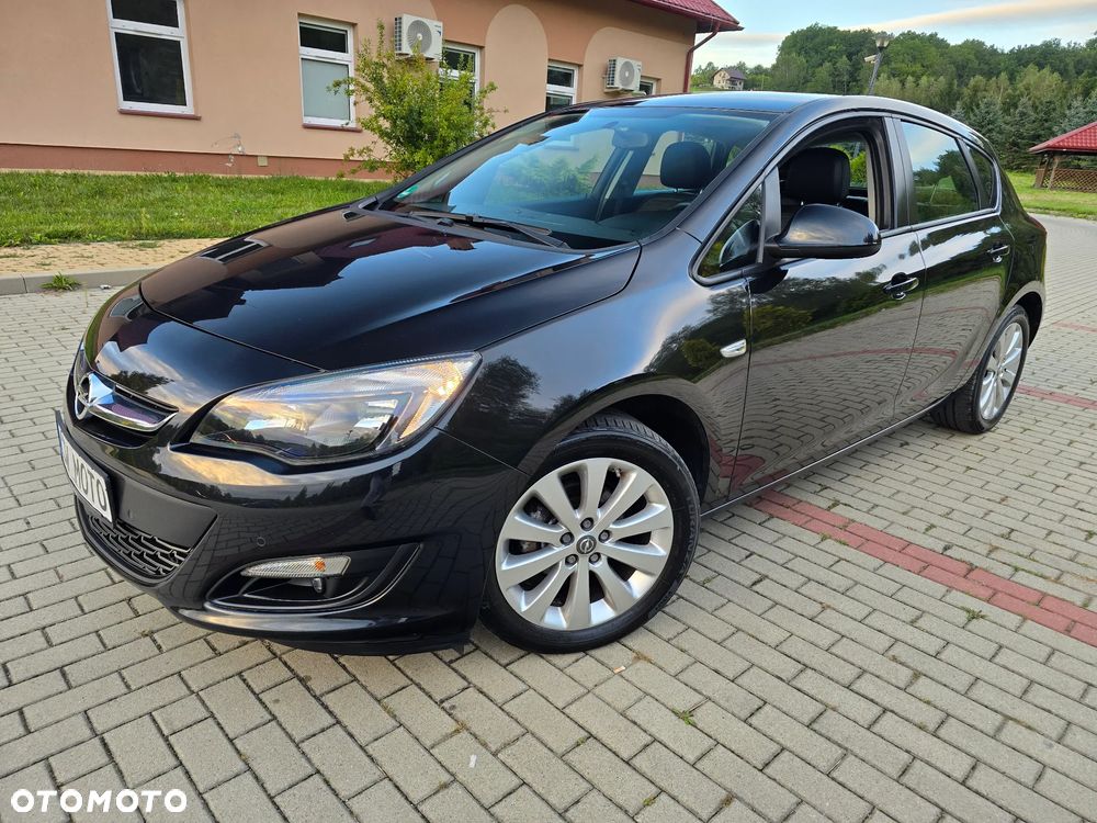 Opel Astra 1.4 Turbo Edition - 2