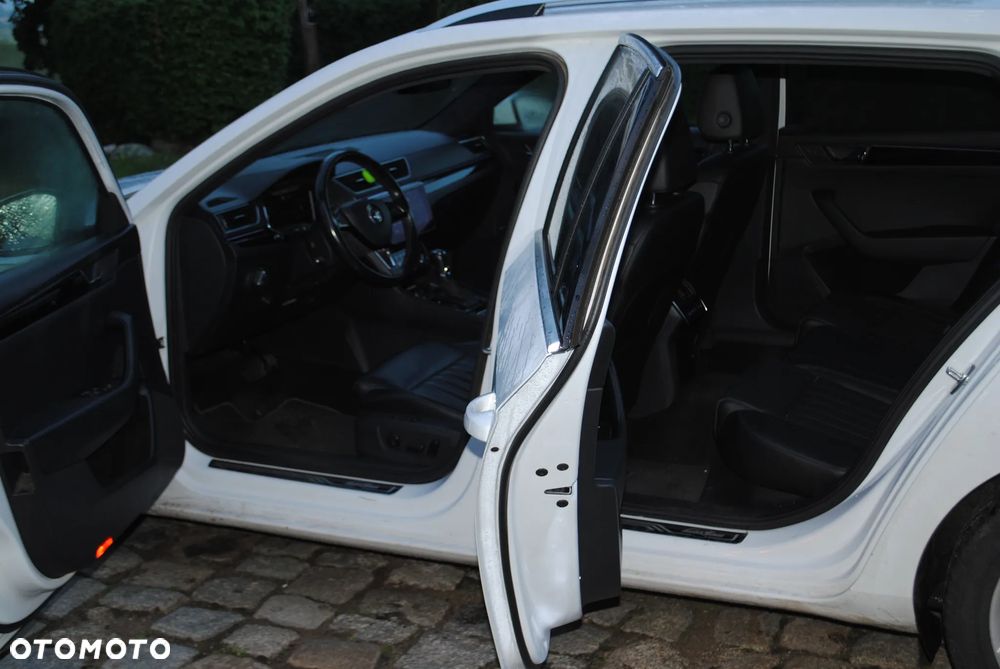 Skoda Superb 2.0 TDI 4x4 L&K DSG - 7