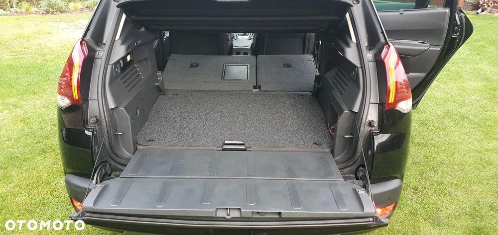 Peugeot 3008 2.0 HDi Allure - 11