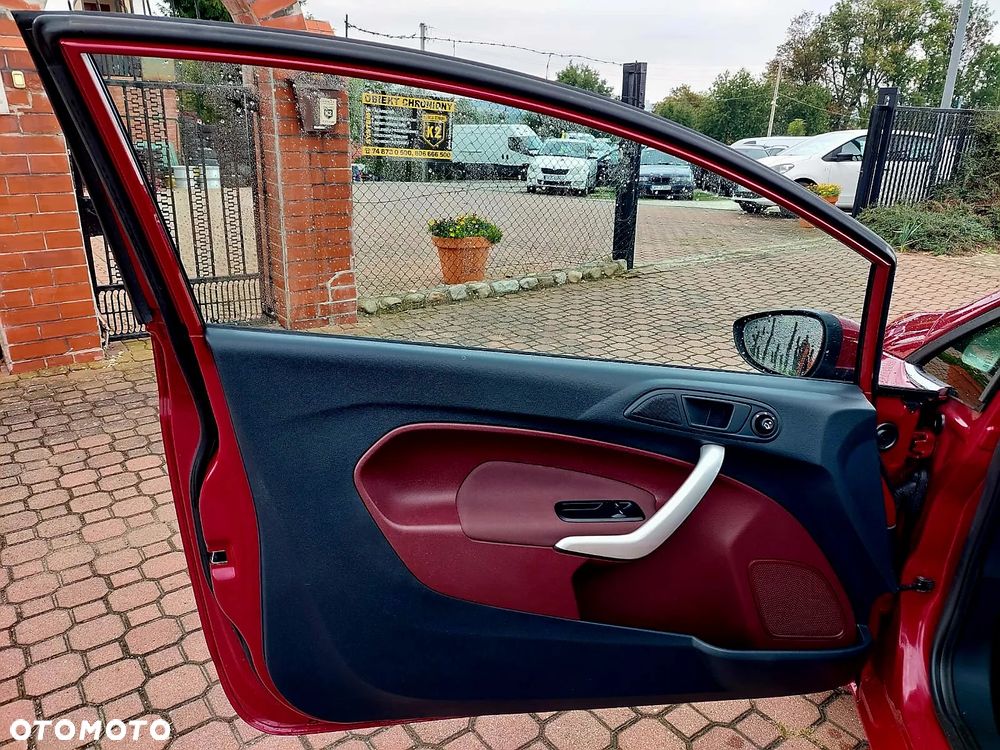 Ford Fiesta 1.25 Titanium - 11