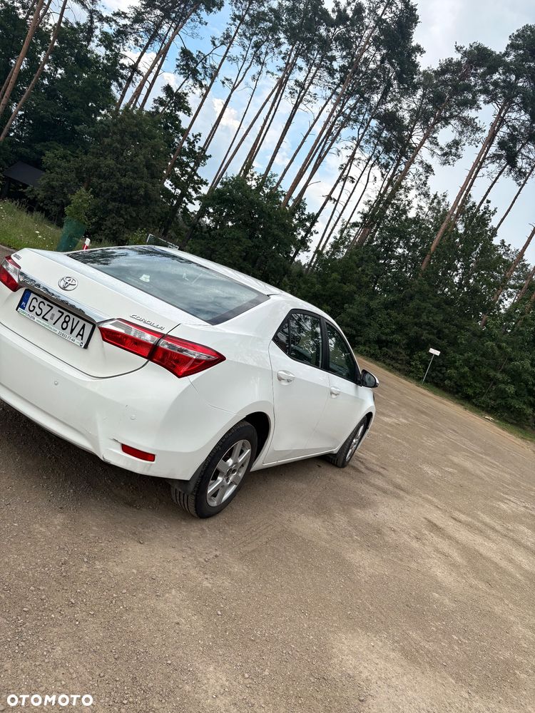 Toyota Corolla 1.4 D-4D Premium - 8
