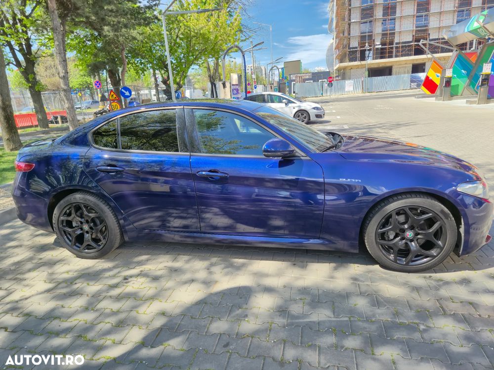 Alfa Romeo Giulia 2.0 Turbo RWD AT8 Super - 4
