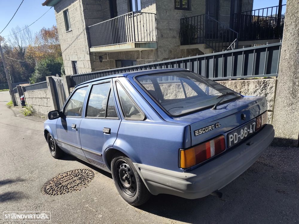 Ford Escort 1.1 CL - 8