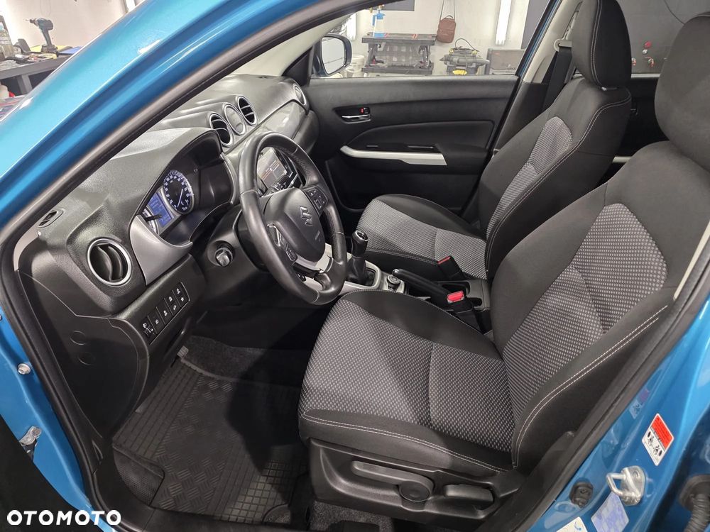 Suzuki Vitara 1.6 (4x4) Allgrip Comfort+ - 28