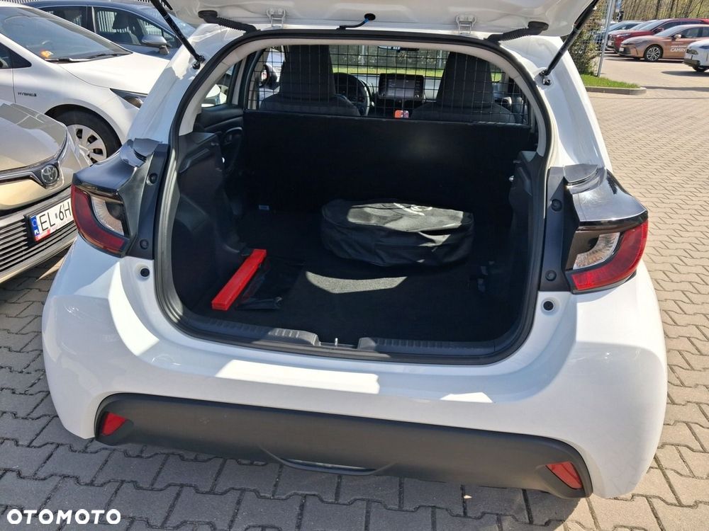 Toyota Yaris - 17