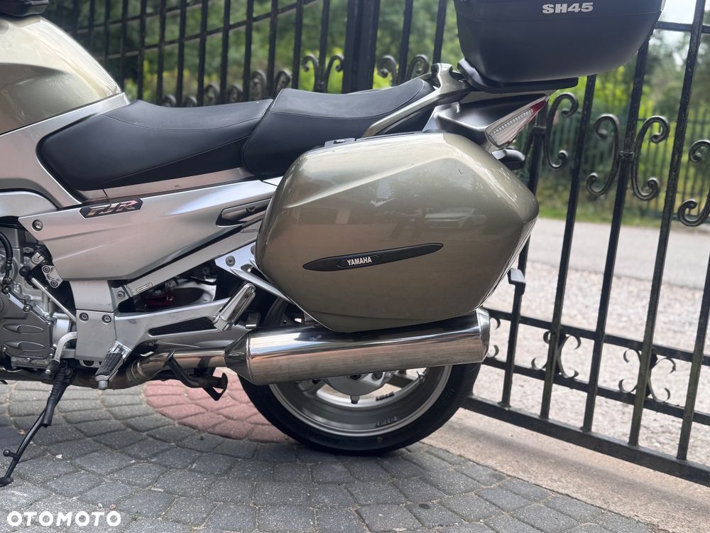 Yamaha FJR - 20