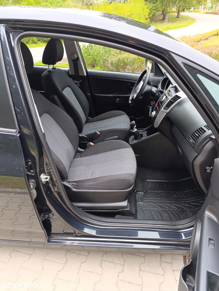 Kia Venga 1.4 CRDi L - 8