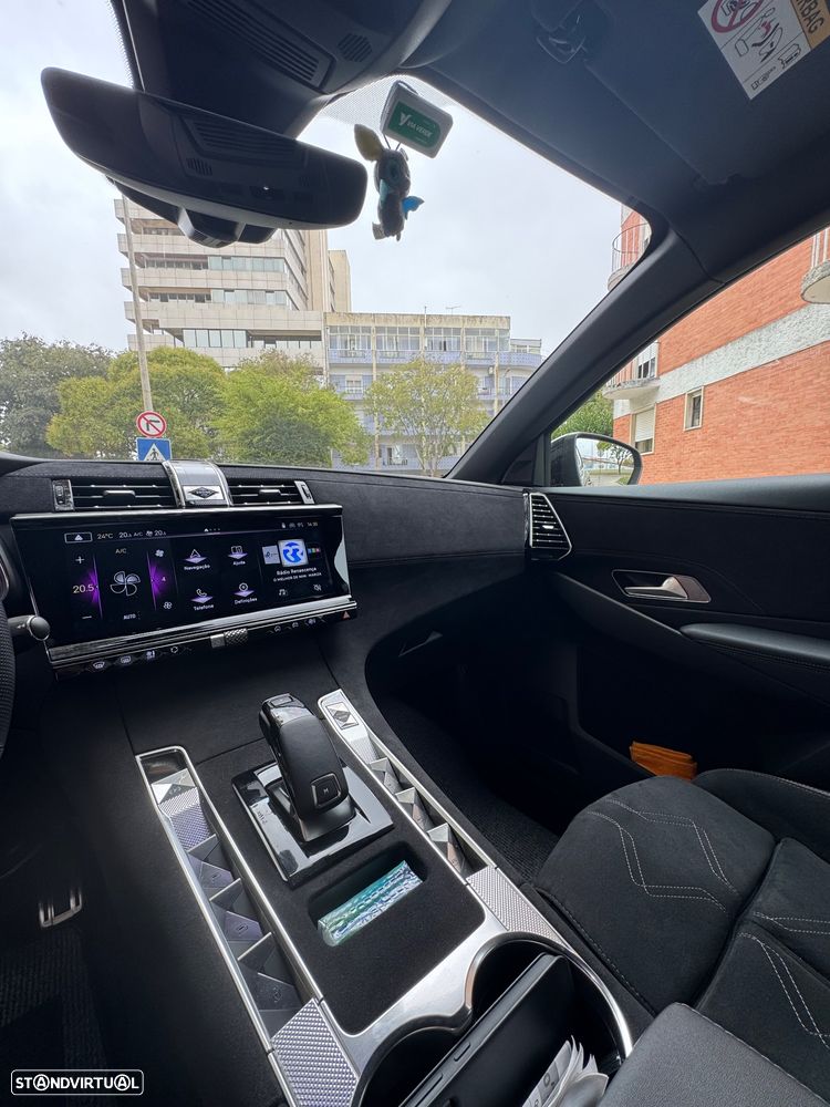 DS DS7 Crossback - 12