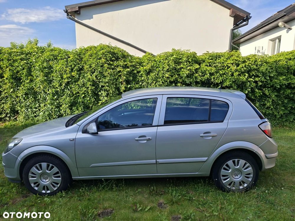 Opel Astra - 4