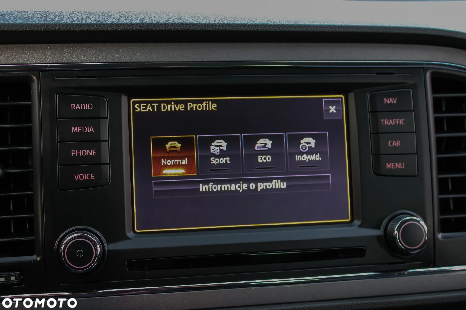Seat Leon 1.8 TSI FR S&S DSG - 24