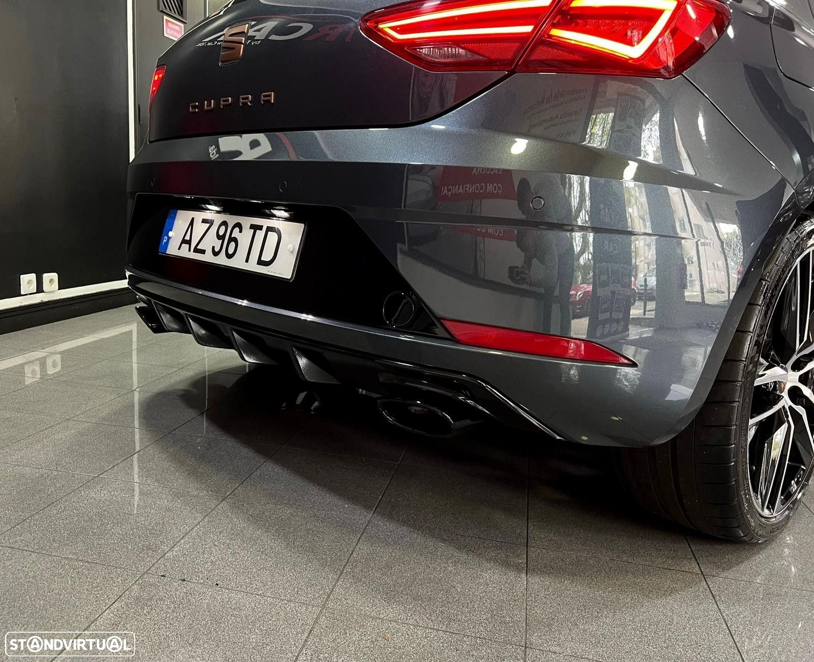 SEAT Leon 2.0 TSI Cupra DSG S/S - 23