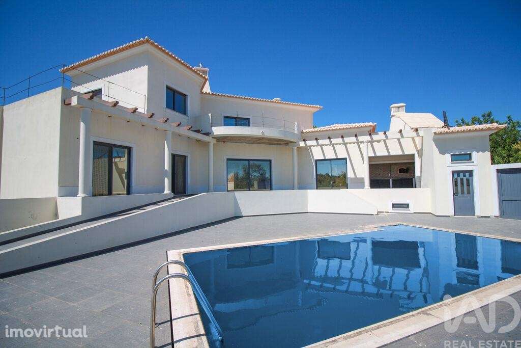 Casa / Villa T4 em Boliqueime de 497,00 m2 - Grande imagem: 2/29