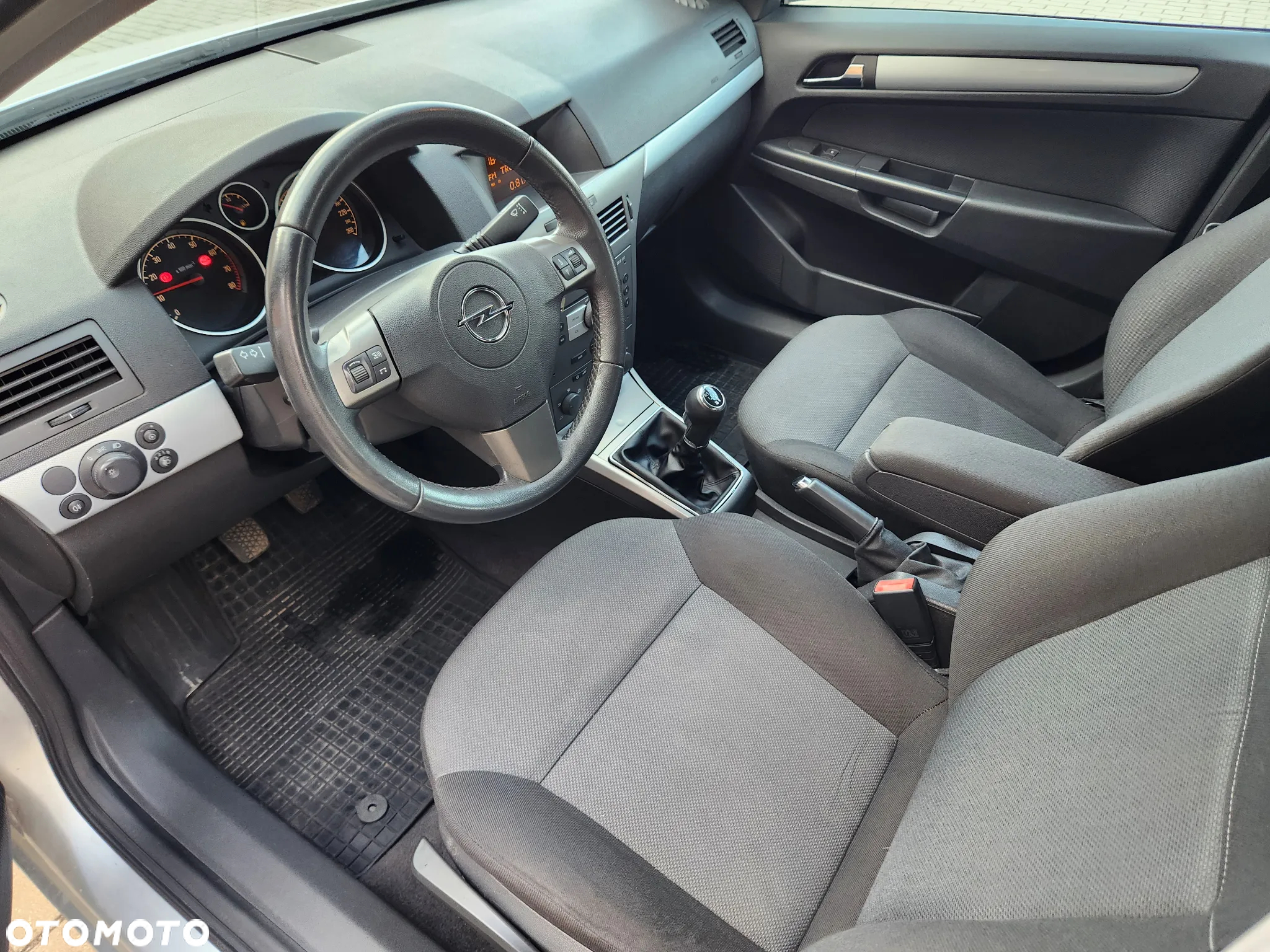 Opel Astra III 1.6 Enjoy - 19