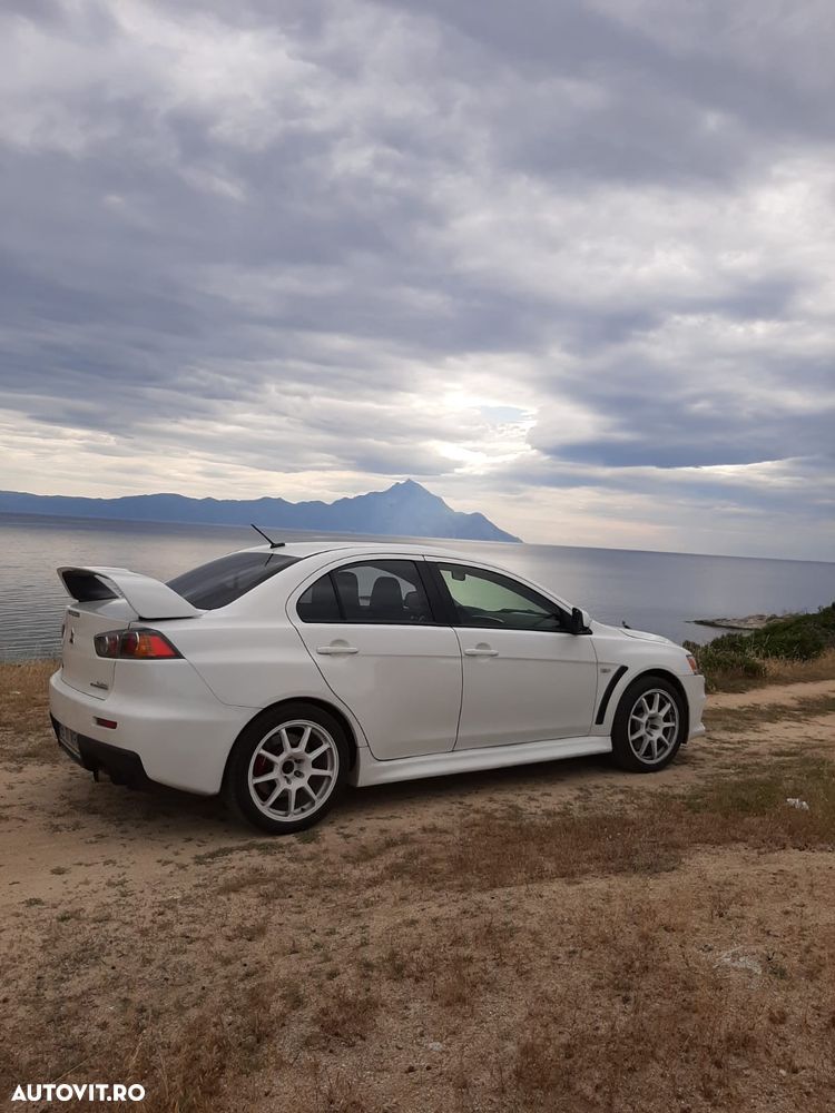Mitsubishi Lancer Evolution Standard - 4