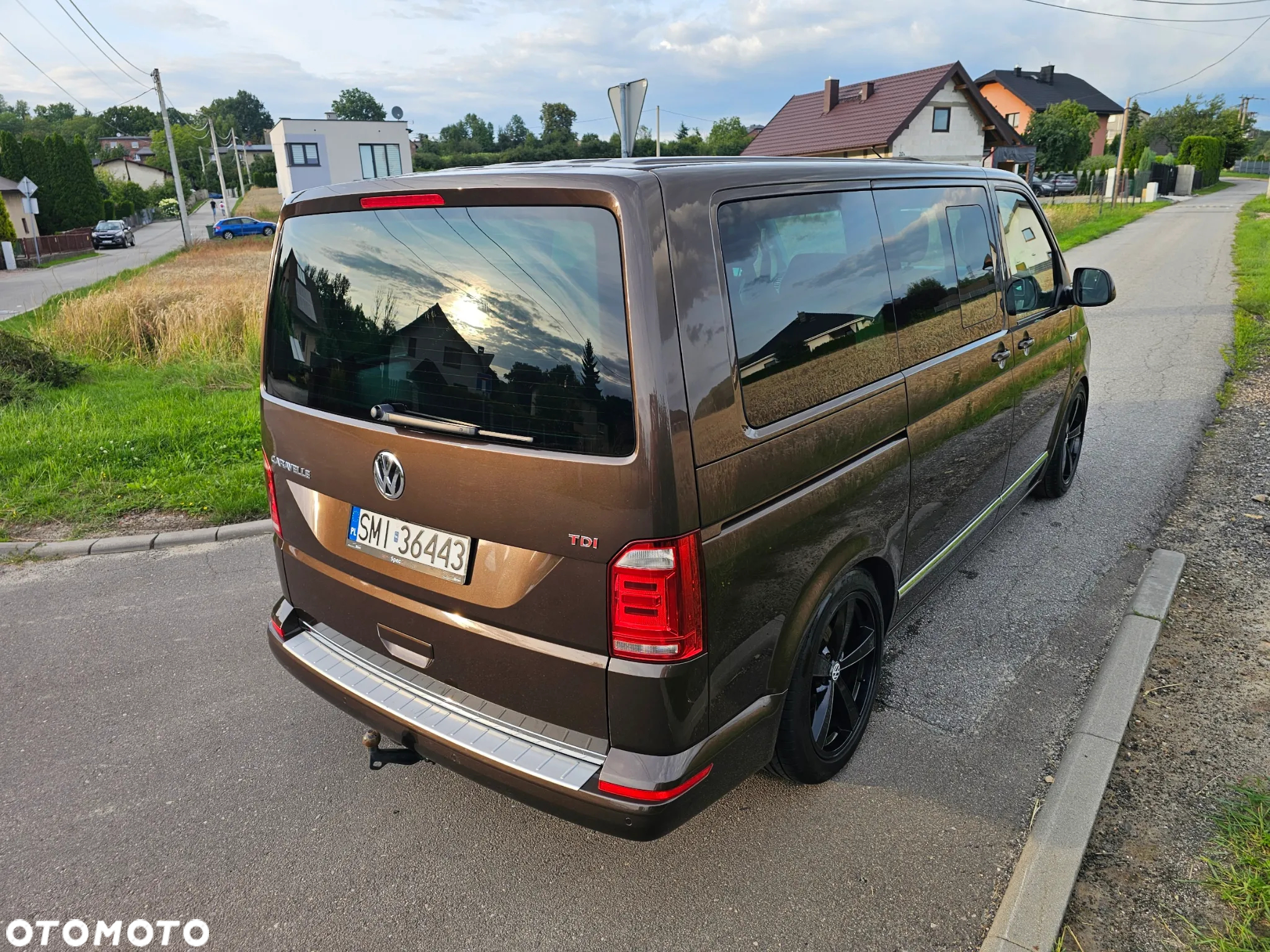Volkswagen Caravelle 2.0 BiTDI L1 Highline - 3